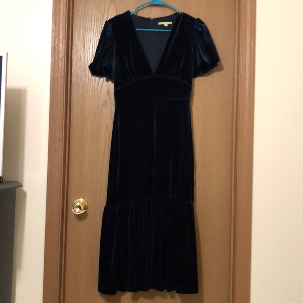 Gianni Bini Velvet Emerald Midi Dress